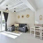 Вилла Carnela With Heated Pool