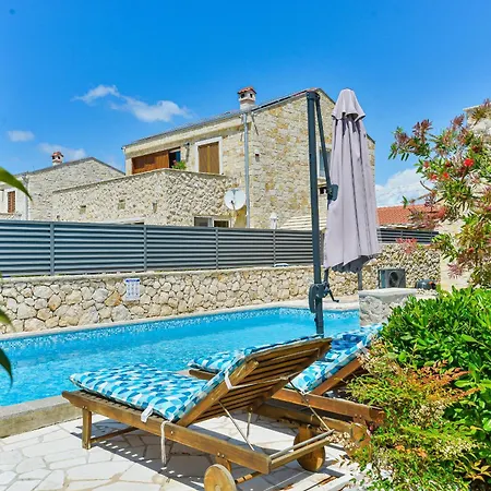 Вилла Carnela With Heated Pool *