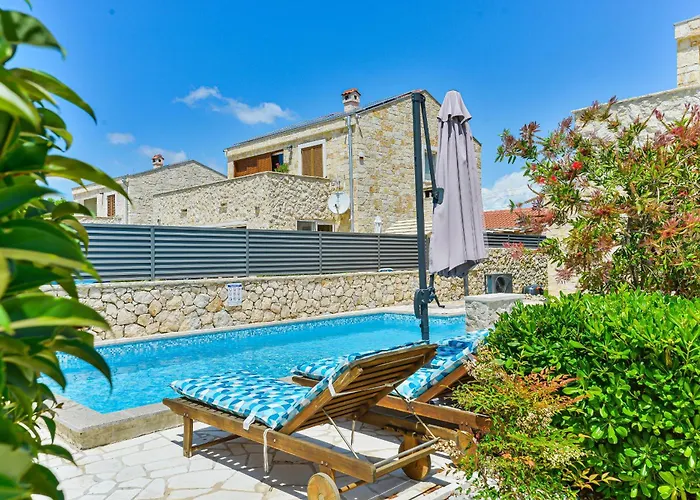 빌라 Carnela With Heated Pool *